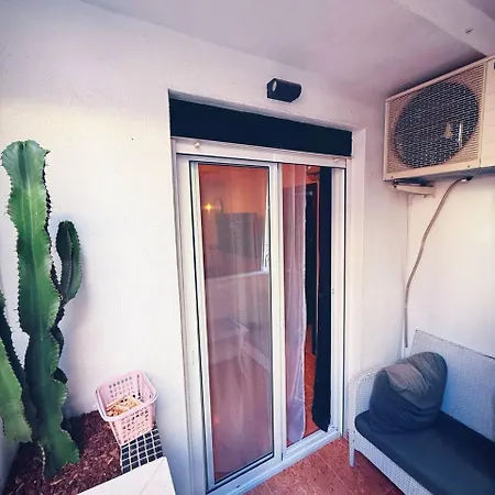 Διαμέρισμα Central Apartament *